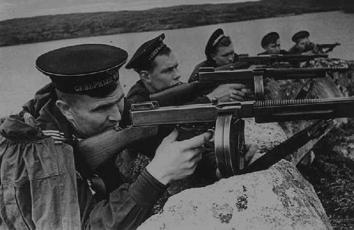 Черные дьяволы» в Великой Отечественной войне Черные дьяволы» в Великой Отечественной войне
