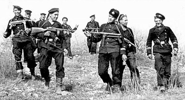 Черные дьяволы» в Великой Отечественной войне Черные дьяволы» в Великой Отечественной войне
