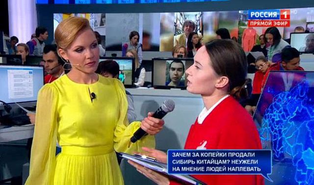 Неудобные вопросы на 'Прямой линии' с Владимиром Путиным