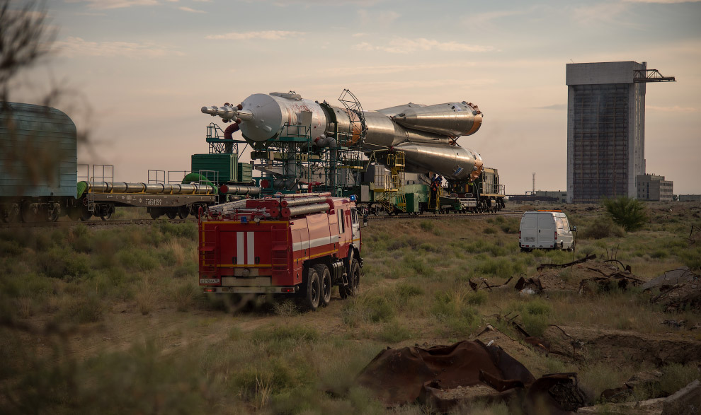 Старт космического корабля «Союз МС» Старт космического корабля «Союз МС»