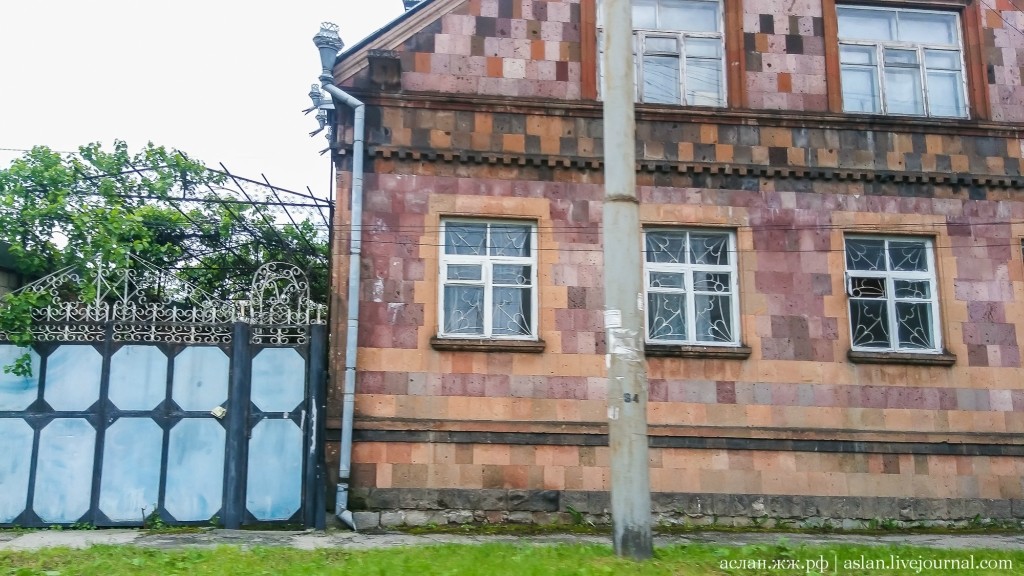 История одного из самых дорогих домов в Кабардино-Балкарии История одного из самых дорогих домов в Кабардино-Балкарии