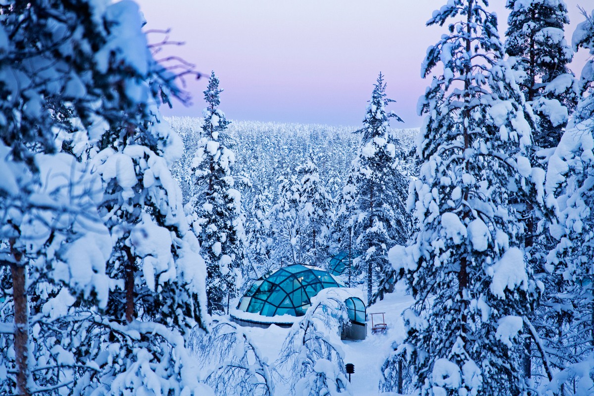 Поразительный финский отель Kakslauttanen