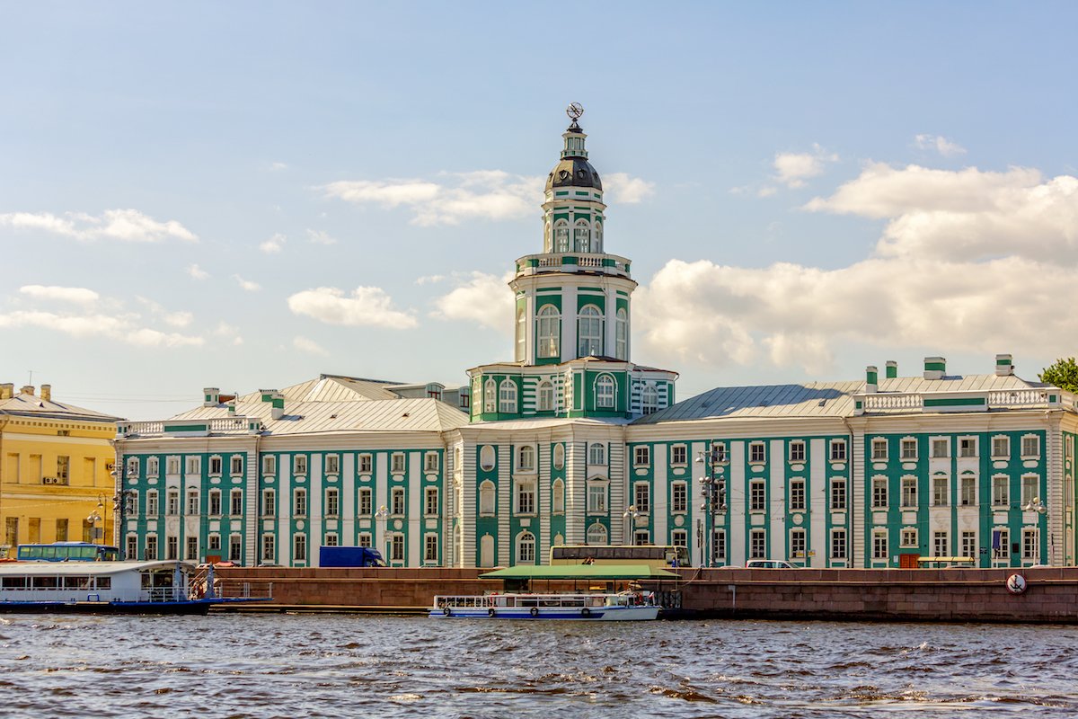 11 мест, которые обязательно нужно посетить в Санкт-Петербурге 11 мест, которые обязательно нужно посетить в Санкт-Петербурге