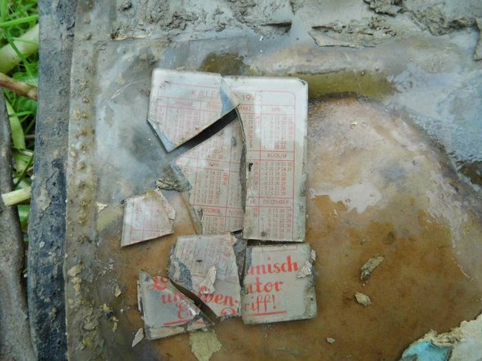 Раскопки немецкого блиндажа в Ленинградской области Раскопки немецкого блиндажа в Ленинградской области