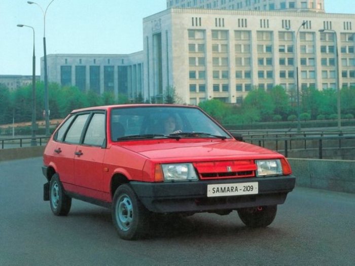 Автомобили, которым чаще всего отдавали предпочтение бандиты разных стран Автомобили, которым чаще всего отдавали предпочтение бандиты разных стран