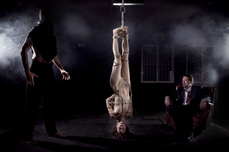 Фотопроект Сандры Торральба «Estranged Sex»
