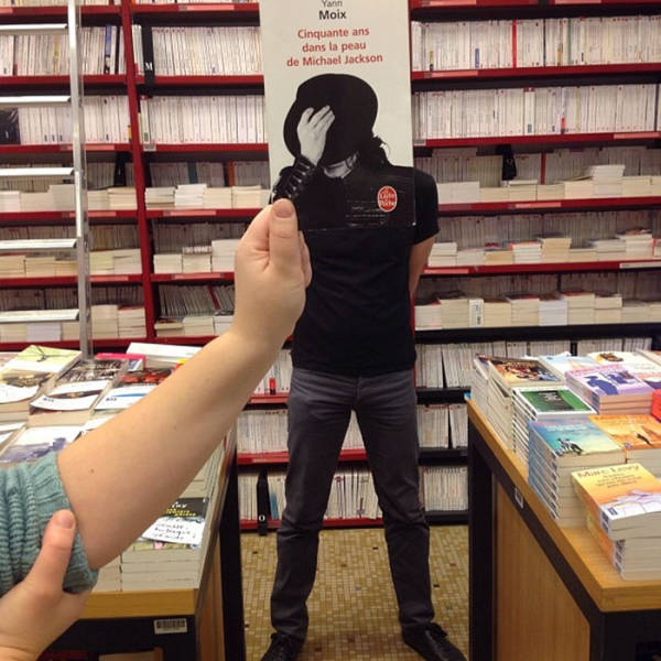 Юмор из книжных магазинов