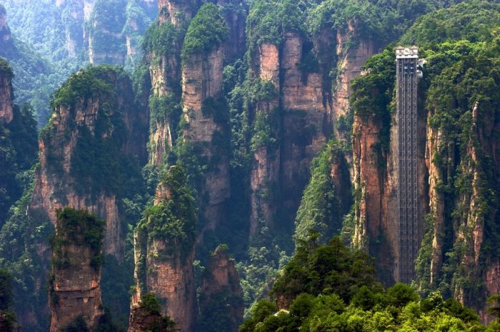 Самый высокий лифт в мире (7 фото)