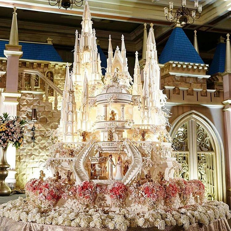 Невероятные свадебные торты, созданные семейной кондитерской Le Novelle Cake Невероятные свадебные торты, созданные семейной кондитерской Le Novelle Cake