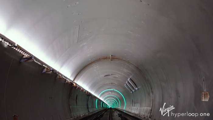 Вакуумный поезд Hyperloop успешно прошел первые испытания Вакуумный поезд Hyperloop успешно прошел первые испытания