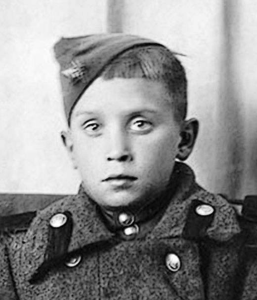 Юный разведчик Сан Саныч Юный разведчик Сан Саныч