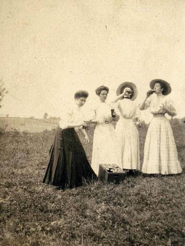 Странные и нелепые исторические фото Странные и нелепые исторические фото