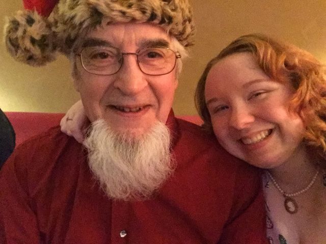 Первым мужчиной 22-летней девушки стал 64-летний пенсионер Первым мужчиной 22-летней девушки стал 64-летний пенсионер