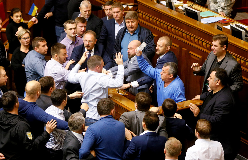 Бои в Верховной Раде Украины Бои в Верховной Раде Украины