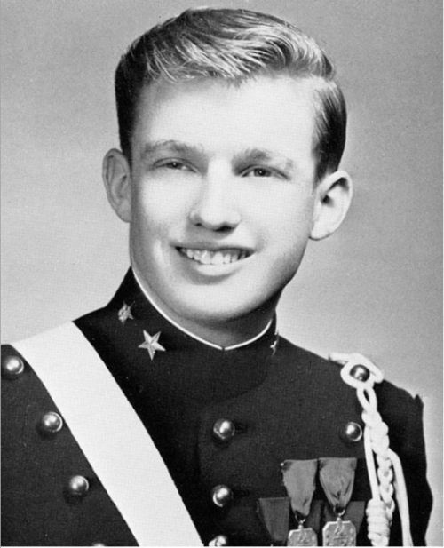 Как Дональд Трамп менялся с годами Как Дональд Трамп менялся с годами