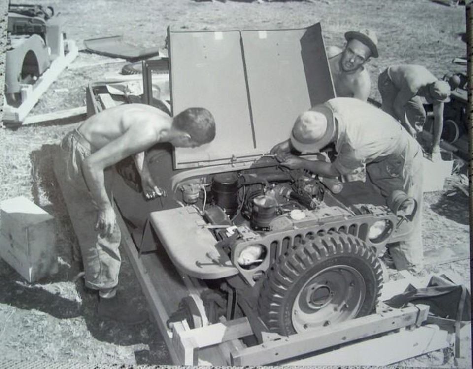 Willys MB Jeep в упаковке