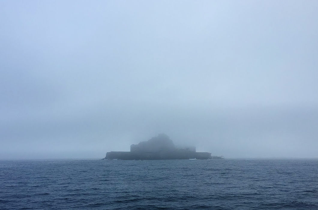 Остров, куда нельзя Остров, куда нельзя