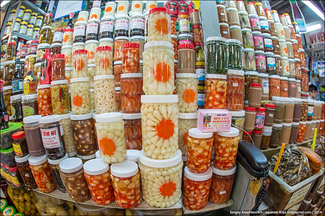 Прогулка по продуктовому рыноку Сайгона