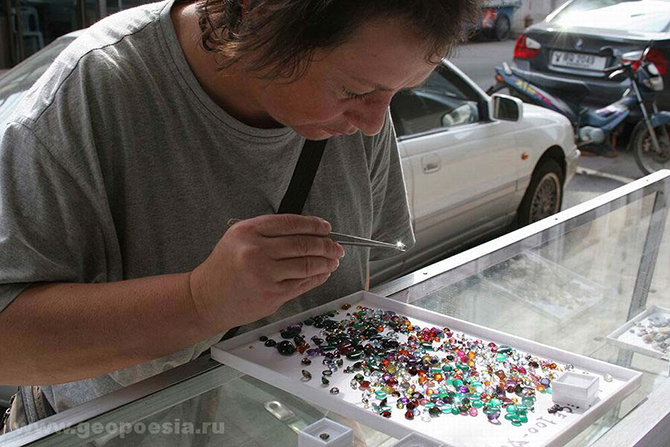 Рынок драгоценных камней Чантабури в Таиланде Рынок драгоценных камней Чантабури в Таиланде