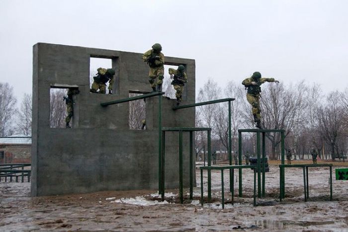 Знакомство с возрожденным нженерно-саперным штурмовым батальоном Знакомство с возрожденным нженерно-саперным штурмовым батальоном