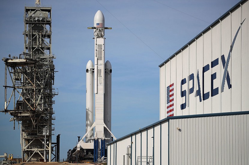 Невероятное о Space X Невероятное о Space X