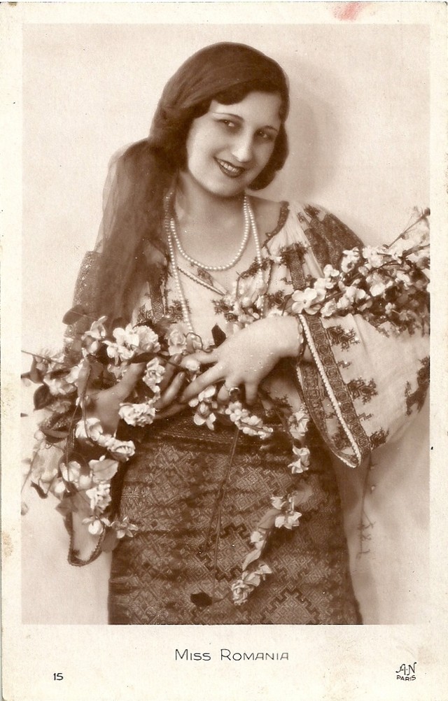 Ретрокрасавицы с конкурса «Мисс Европа — 1930» Ретрокрасавицы с конкурса «Мисс Европа — 1930»