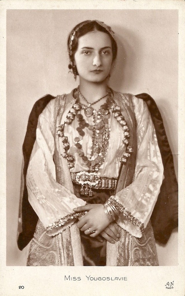 Ретрокрасавицы с конкурса «Мисс Европа — 1930» Ретрокрасавицы с конкурса «Мисс Европа — 1930»