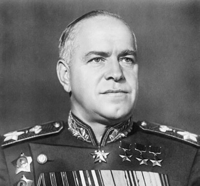 Как «Кока-Колу» полюбили в СССР Как «Кока-Колу» полюбили в СССР