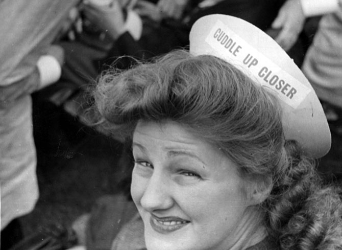 Как 70 лет назад праздновали победу в Великобритании Как 70 лет назад праздновали победу в Великобритании