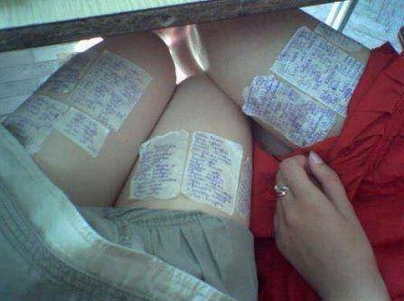 15 гениальных уловок, на которые идут студенты, чтобы списать на экзамене