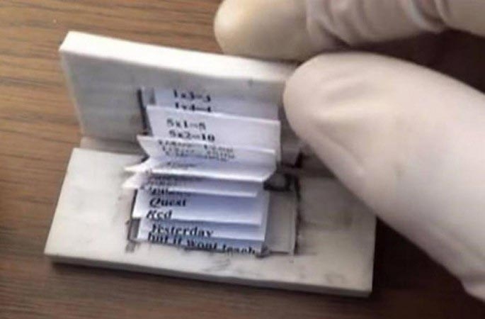 15 гениальных уловок, на которые идут студенты, чтобы списать на экзамене
