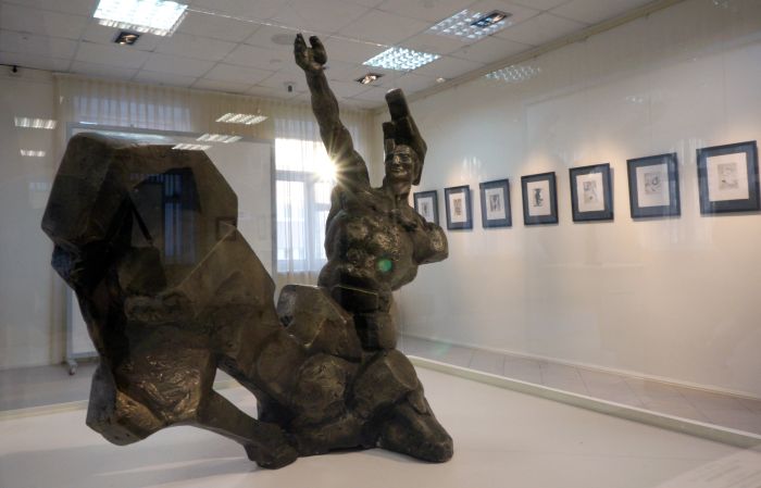 Ушел из жизни советский скульптор Эрнст Неизвестный Ушел из жизни советский скульптор Эрнст Неизвестный