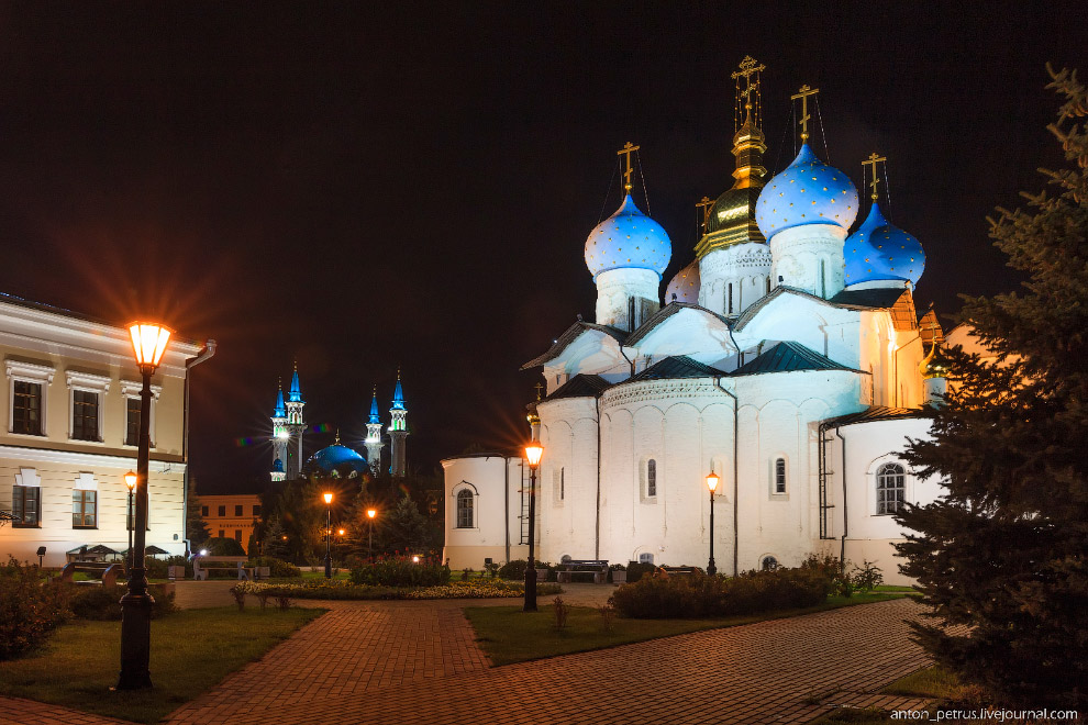 Казанский Кремль и мечеть Кул Шариф Казанский Кремль и мечеть Кул Шариф