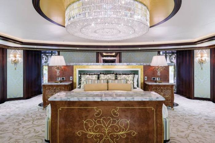 Solandge - одна из самых роскошных яхт мира Solandge - одна из самых роскошных яхт мира