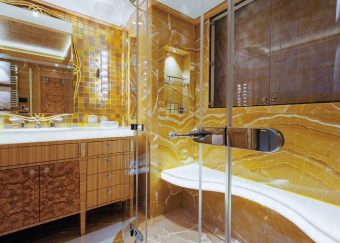 Solandge - одна из самых роскошных яхт мира Solandge - одна из самых роскошных яхт мира