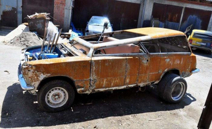 ВАЗ-2102 в стилистике авто из фильма «Безумный Макс»