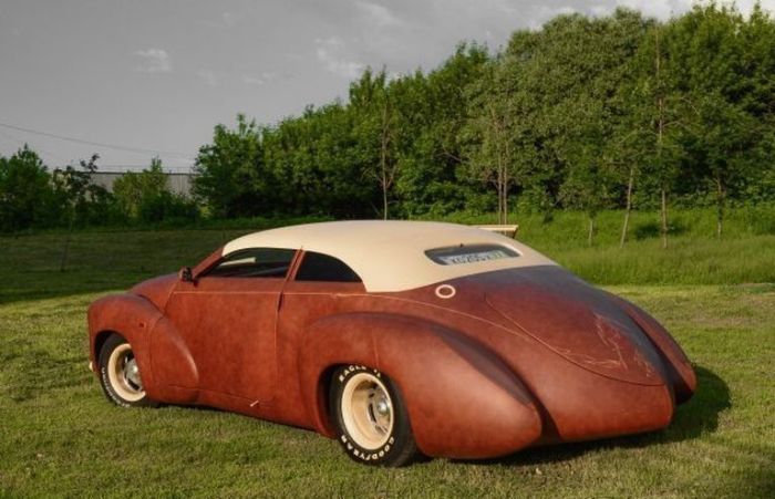 Самые дорогие автомобили отечественного автопрома Самые дорогие автомобили отечественного автопрома