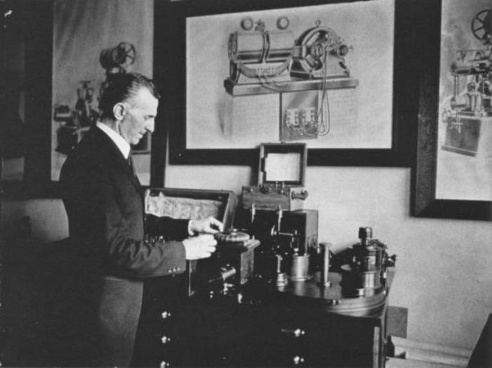 Жизнь «гениального отшельника» Николы Теслы