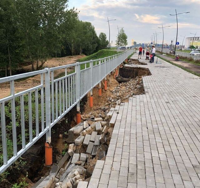 Ливень размыл набережную возле стадиона, построенного в Нижнем Новгороде к ЧМ-2018