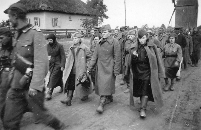 Страшная судьба женщин-пленниц во время ВОВ Страшная судьба женщин-пленниц во время ВОВ
