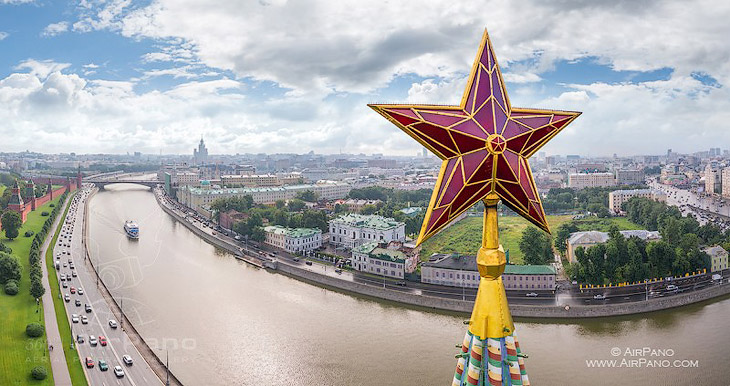 Московский Кремль с высоты Московский Кремль с высоты