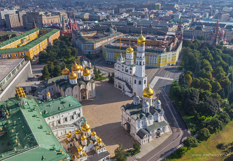 Московский Кремль с высоты Московский Кремль с высоты