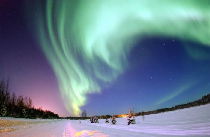 Световые феномены в фотографиях (14 фото) Световые феномены в фотографиях (14 фото)
