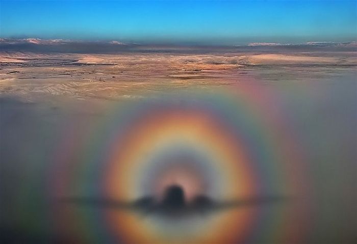 Световые феномены в фотографиях (14 фото) Световые феномены в фотографиях (14 фото)