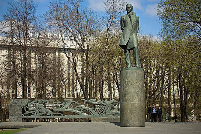 125 культовых киношных мест Москвы 125 культовых киношных мест Москвы