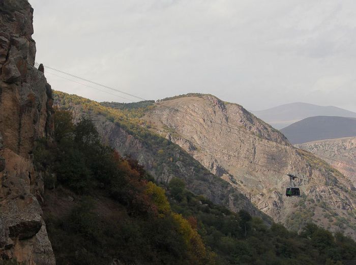 10 самых впечатляющих канатных дорог мира