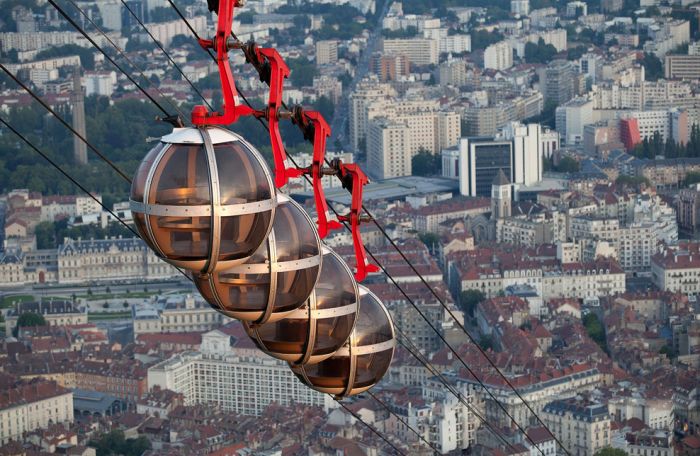 10 самых впечатляющих канатных дорог мира