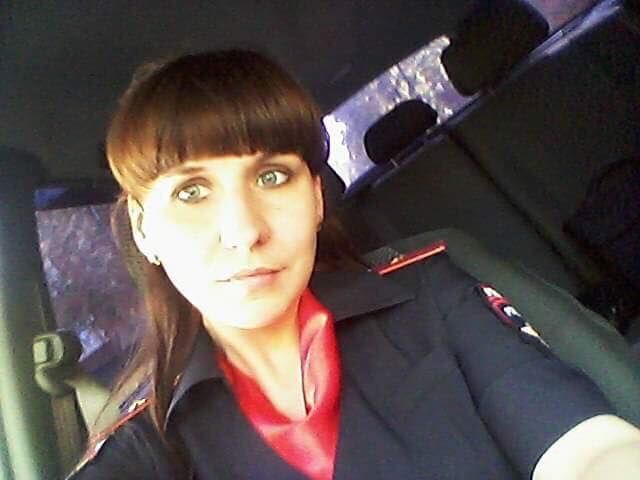 Майор полиции Алапаевска публиковала фривольные фото в сети