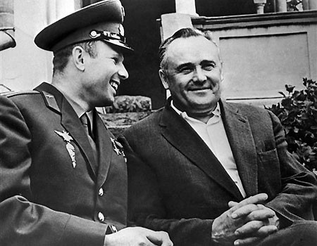 Юрий Алексеевич Гагарин – первый космонавт Юрий Алексеевич Гагарин – первый космонавт