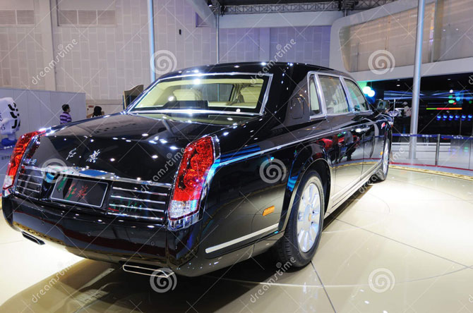 Служебные автомобили, на которых ездят мировые лидеры Служебные автомобили, на которых ездят мировые лидеры